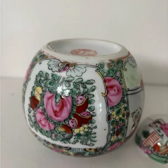 Vintage porcelain Japanese ginger jar pink and green - Picture 8 of 11